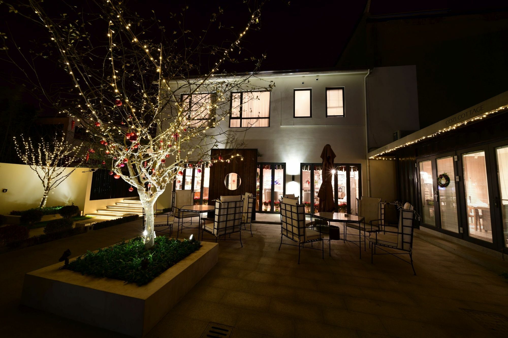 Hotel Cozi 3*